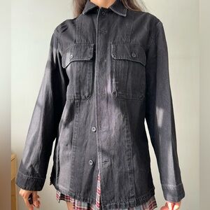 Uniqlo U black denim jacket 
100% cotton
Mens Size small